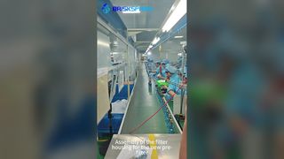 নতুন প্রি-ফিল্টারের জন্য ফিল্টার হাউজিং এর সমাবেশ