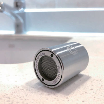 গরম বিক্রি হওয়া প্রিমিয়াম সলিড ব্রাস অতি-সূক্ষ্ম মাইক্রো ন্যানো বুদবুদ সৃষ্টিকারী, যা সরাসরি ট্যাপের জলের সংযোগের মাধ্যমে ত্বক পরিষ্কারের জন্য ব্যবহৃত হয়